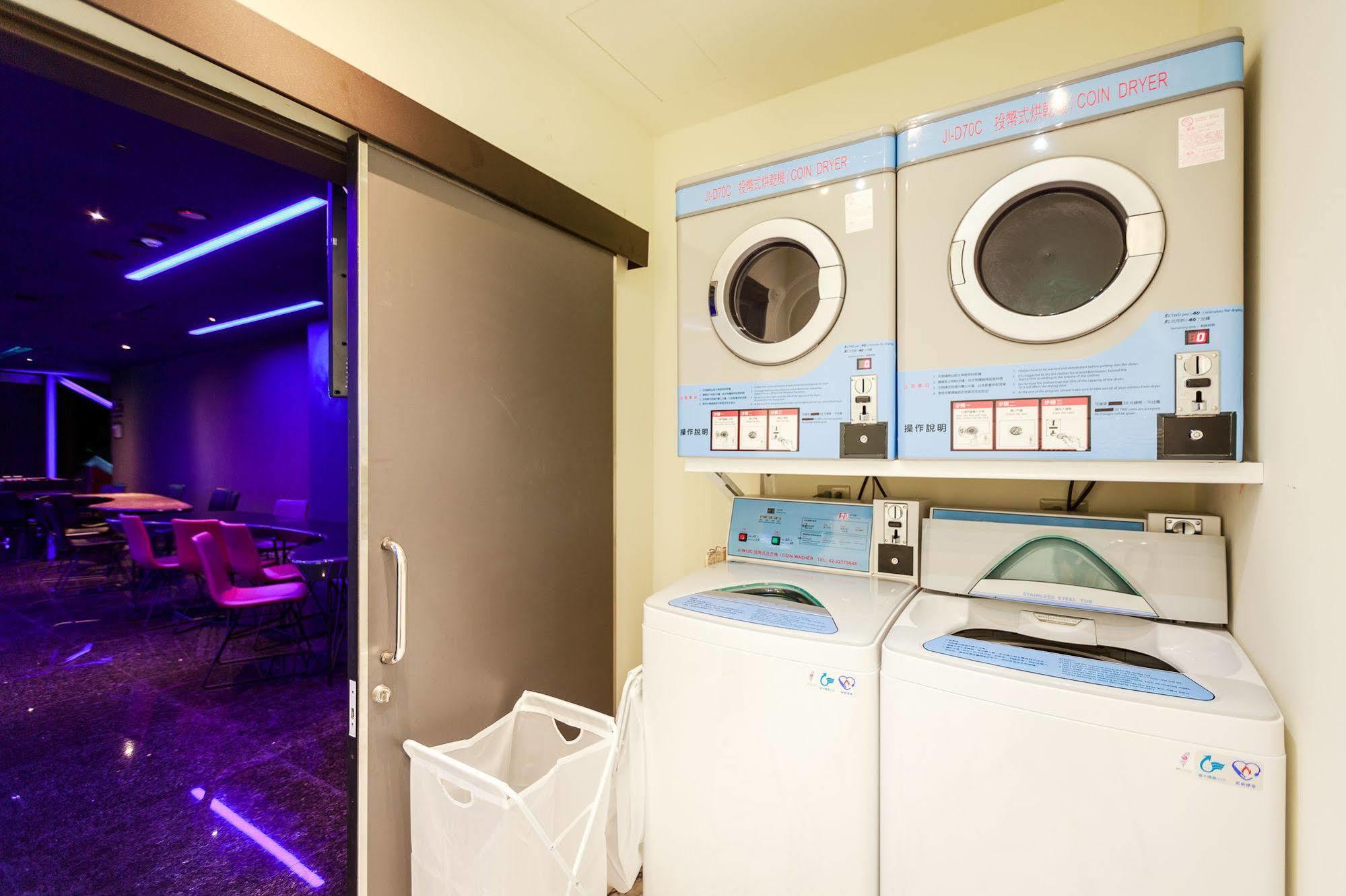 Space Inn Xinyi Taipei Esterno foto